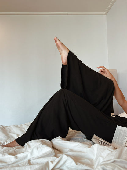 PVC岩塩リカバリーワイドパンツ